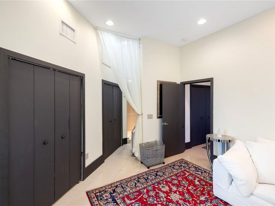 Property Image 76