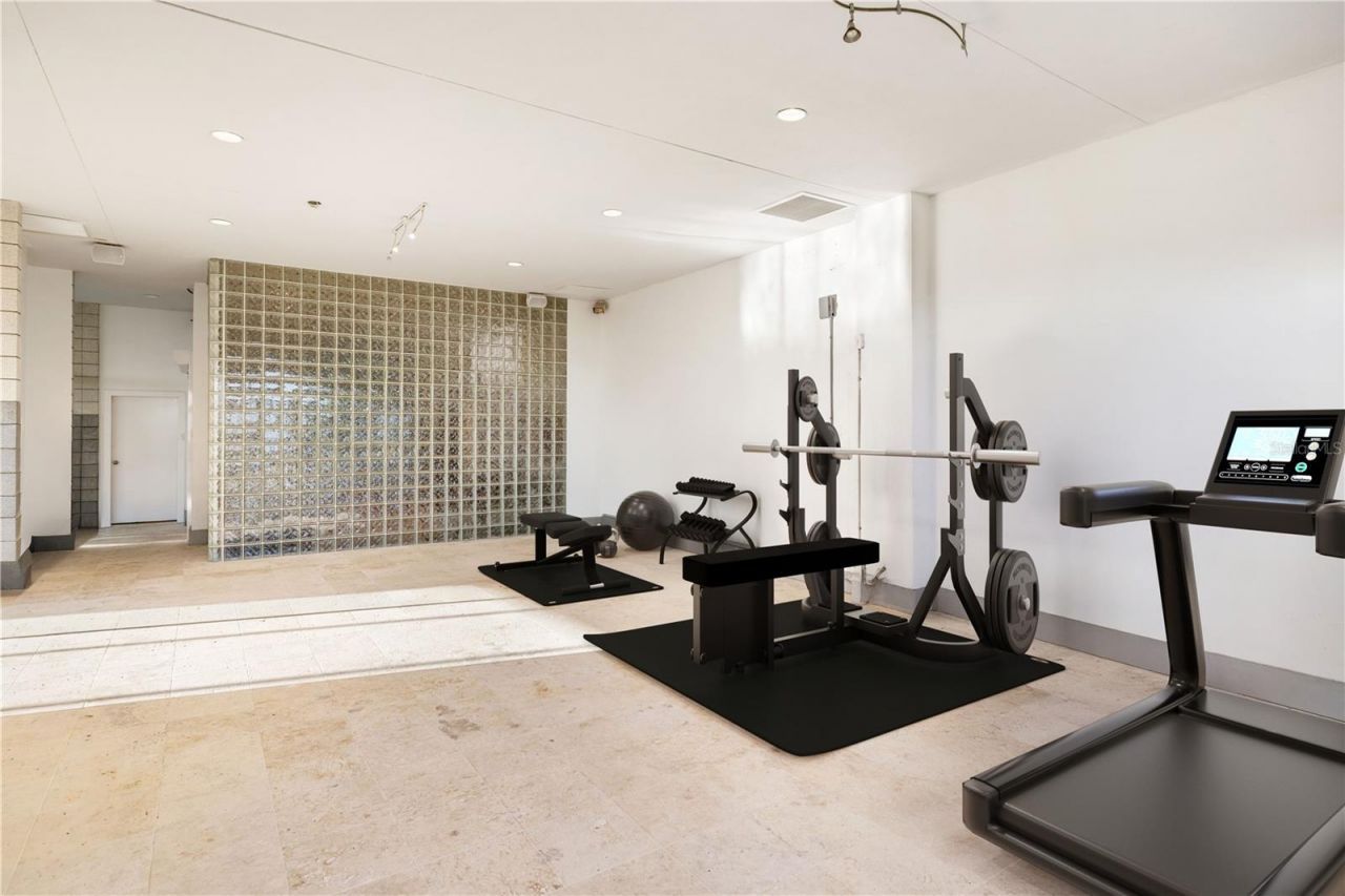 5004 64th Dr W, Bradenton, FL 34210 Photo