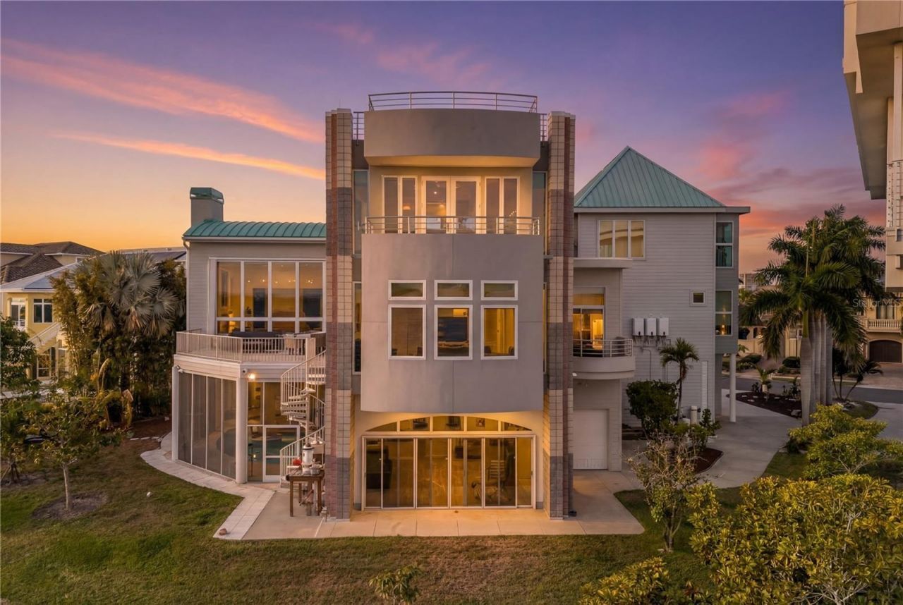 5004 64th Dr W, Bradenton, FL 34210 Photo