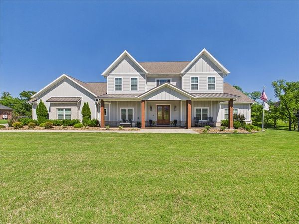 4105 Rolling Meadows Drive, Rogers, AR 72756