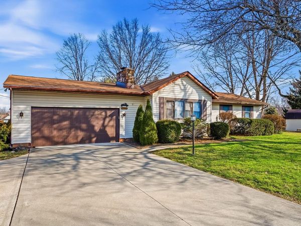 8191 Maxtown Road , Westerville, OH 43082