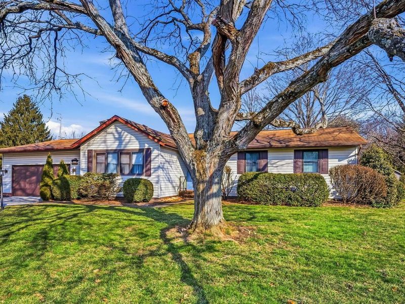 8191 Maxtown Road , Westerville, OH 43082 Photo 3