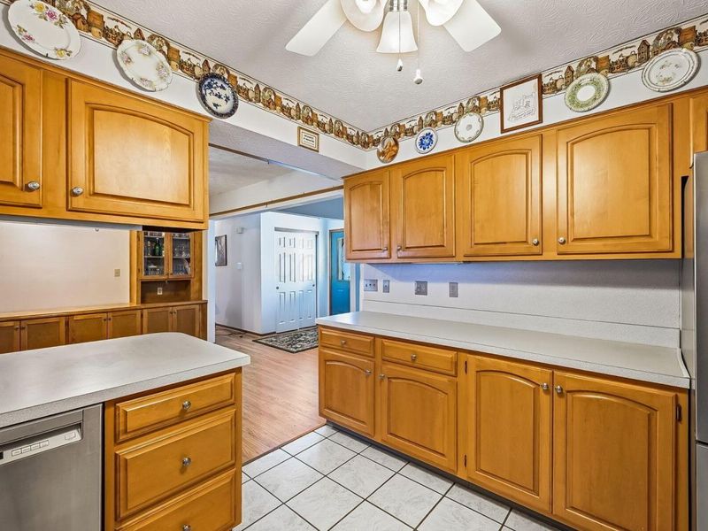 8191 Maxtown Road , Westerville, OH 43082 Photo 38