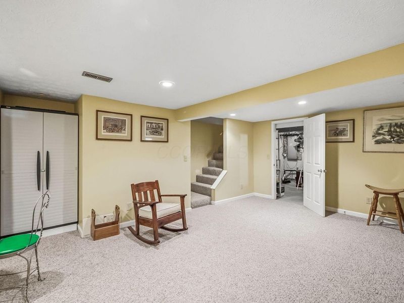 8191 Maxtown Road , Westerville, OH 43082 Photo 57