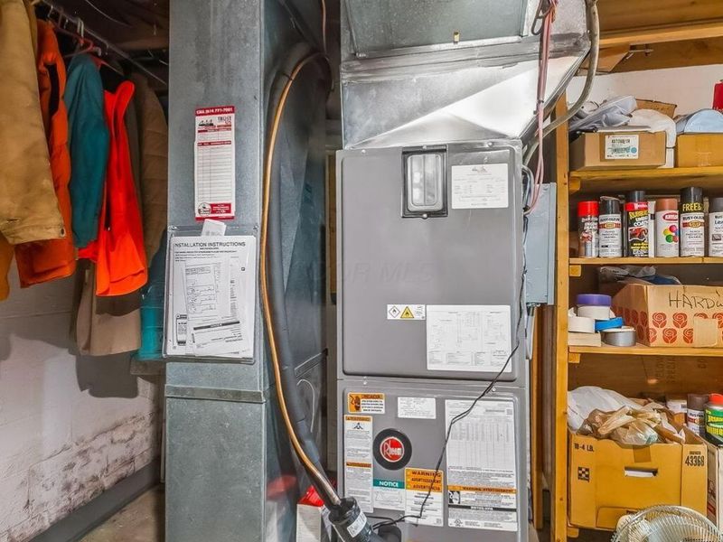 8191 Maxtown Road , Westerville, OH 43082 Photo 59