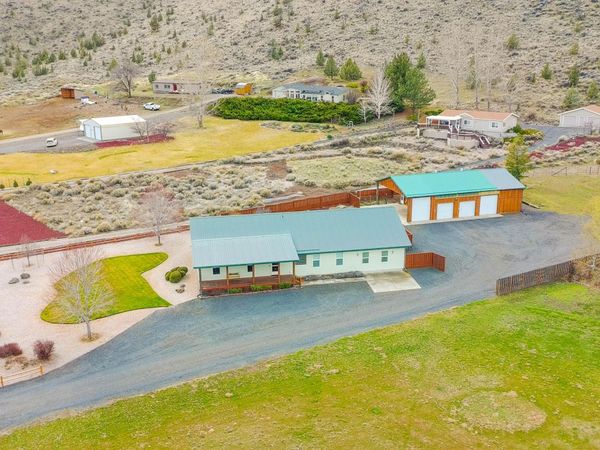 11588 SW Horny Hollow Trail, Terrebonne, OR 97760