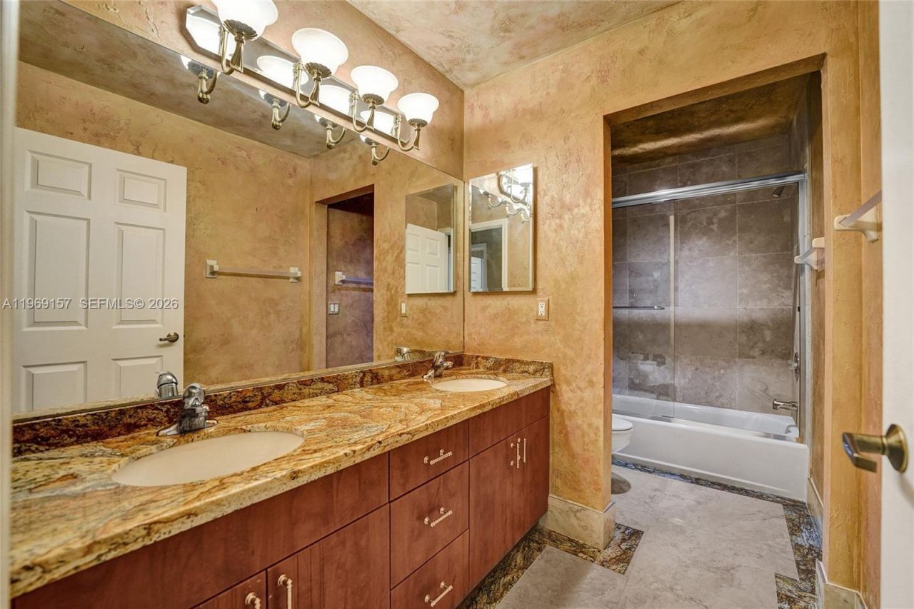 3280 Huntington, Weston, FL 33332 Photo