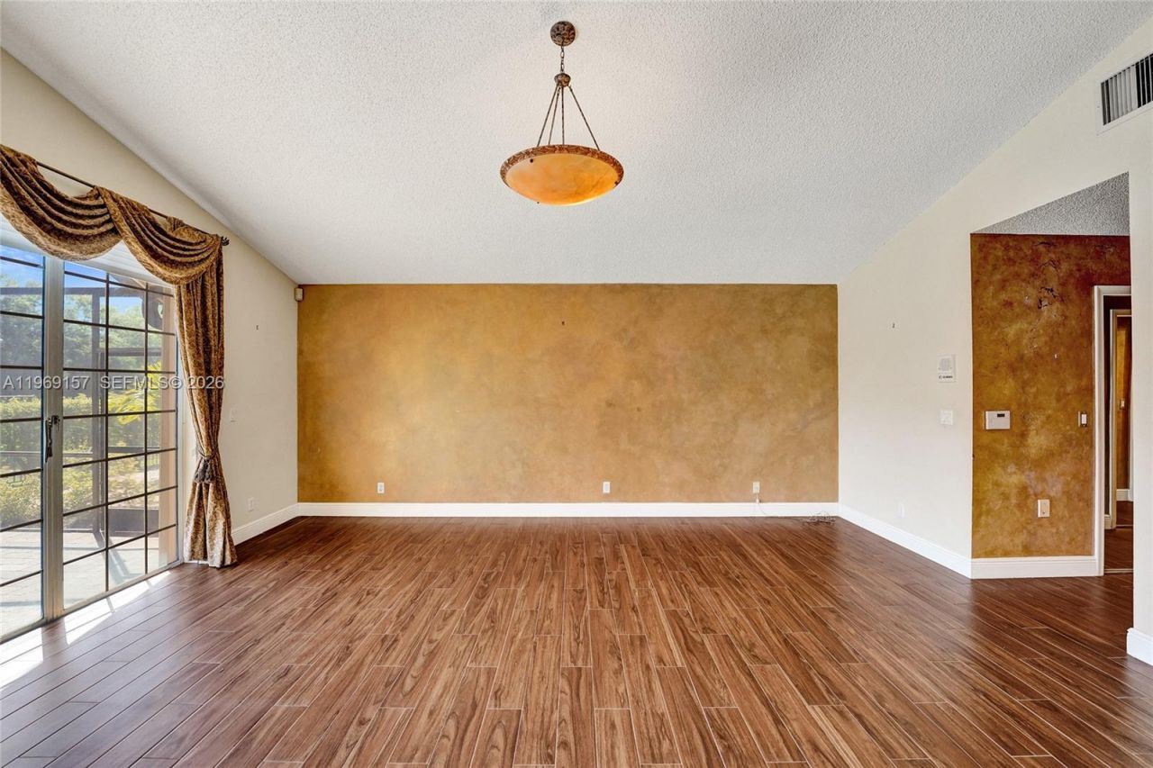 3280 Huntington, Weston, FL 33332 Photo