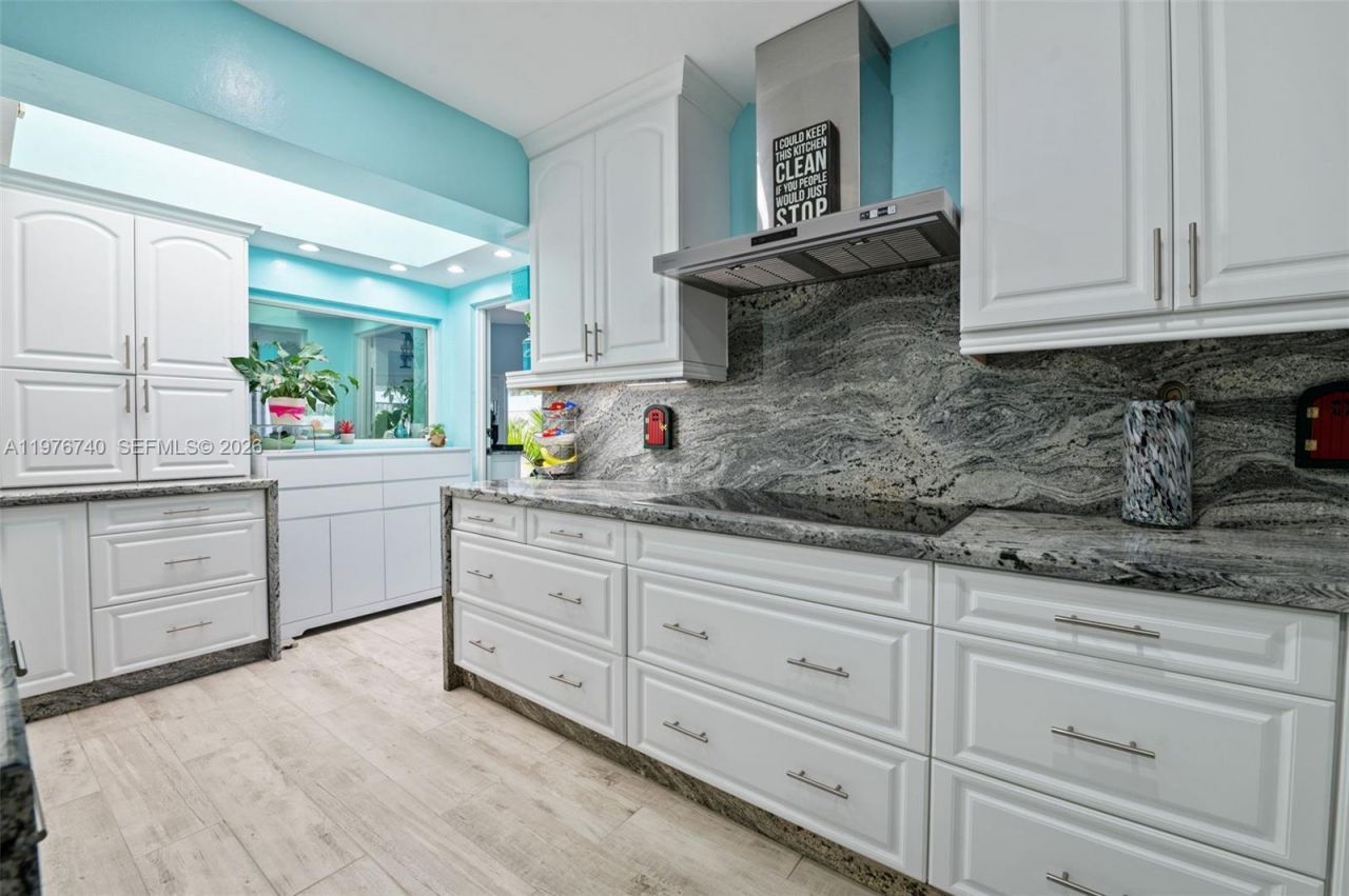 9838 SW 94th Ter, Miami, FL 33176 Photo