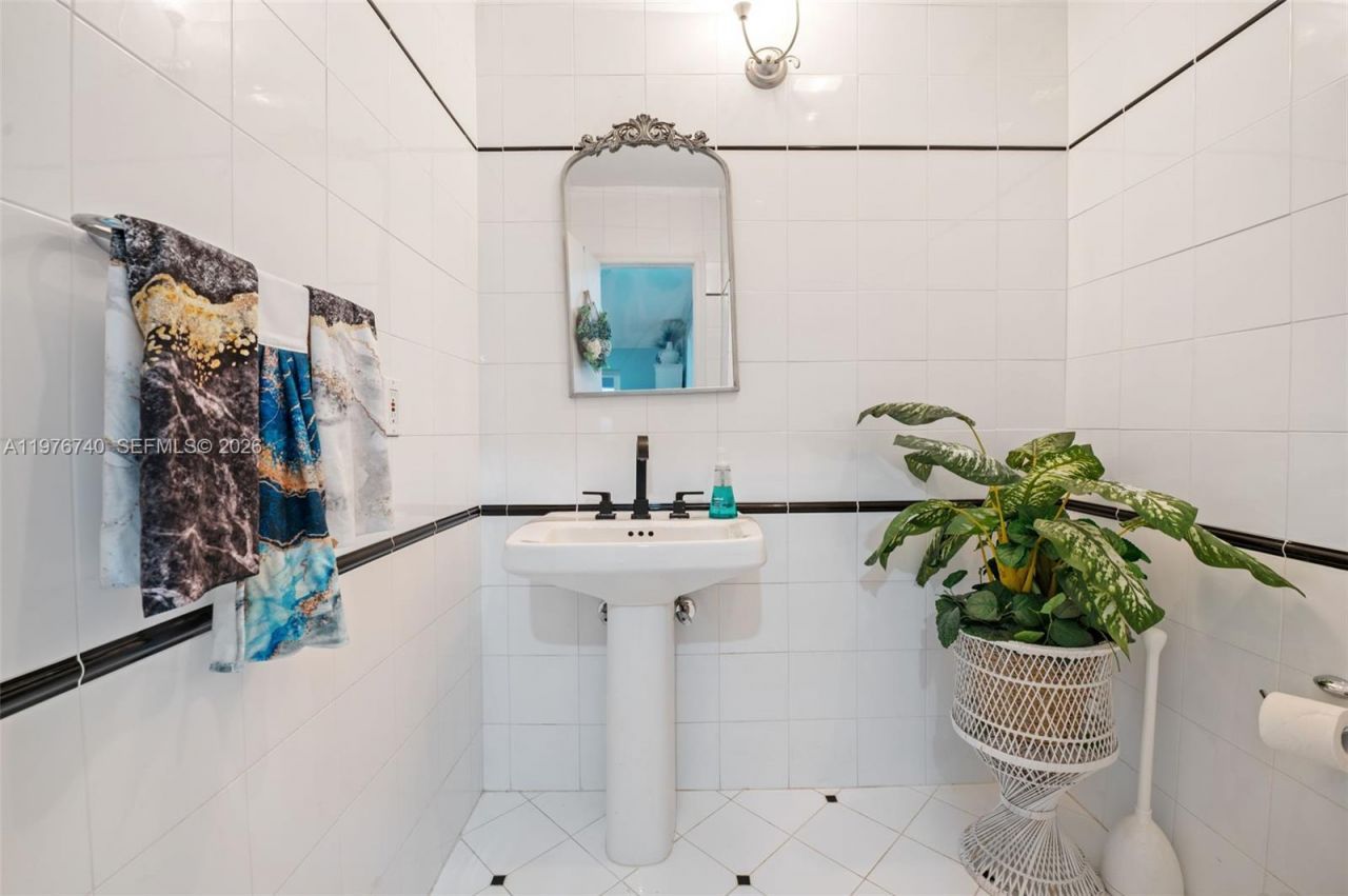 9838 SW 94th Ter, Miami, FL 33176 Photo