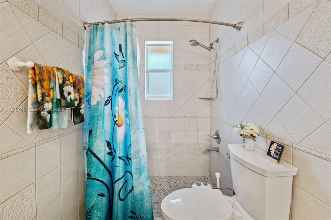 9838 SW 94th Ter, Miami, FL 33176 Photo