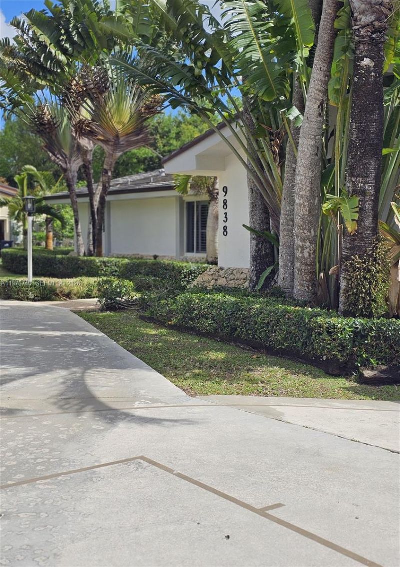 9838 SW 94th Ter, Miami, FL 33176 Photo