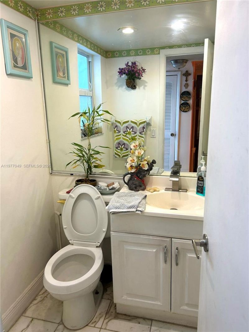 11219 SW 33 Rd Circle Pl 11219 SW 33 Rd Cir Pl, Miami, FL 33165 Photo