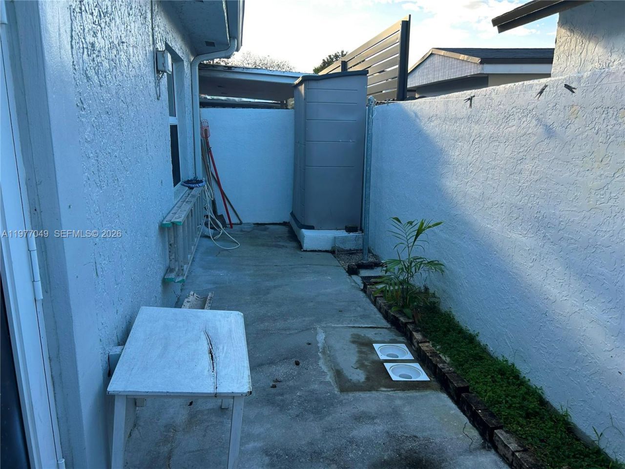 11219 SW 33 Rd Circle Pl 11219 SW 33 Rd Cir Pl, Miami, FL 33165 Photo