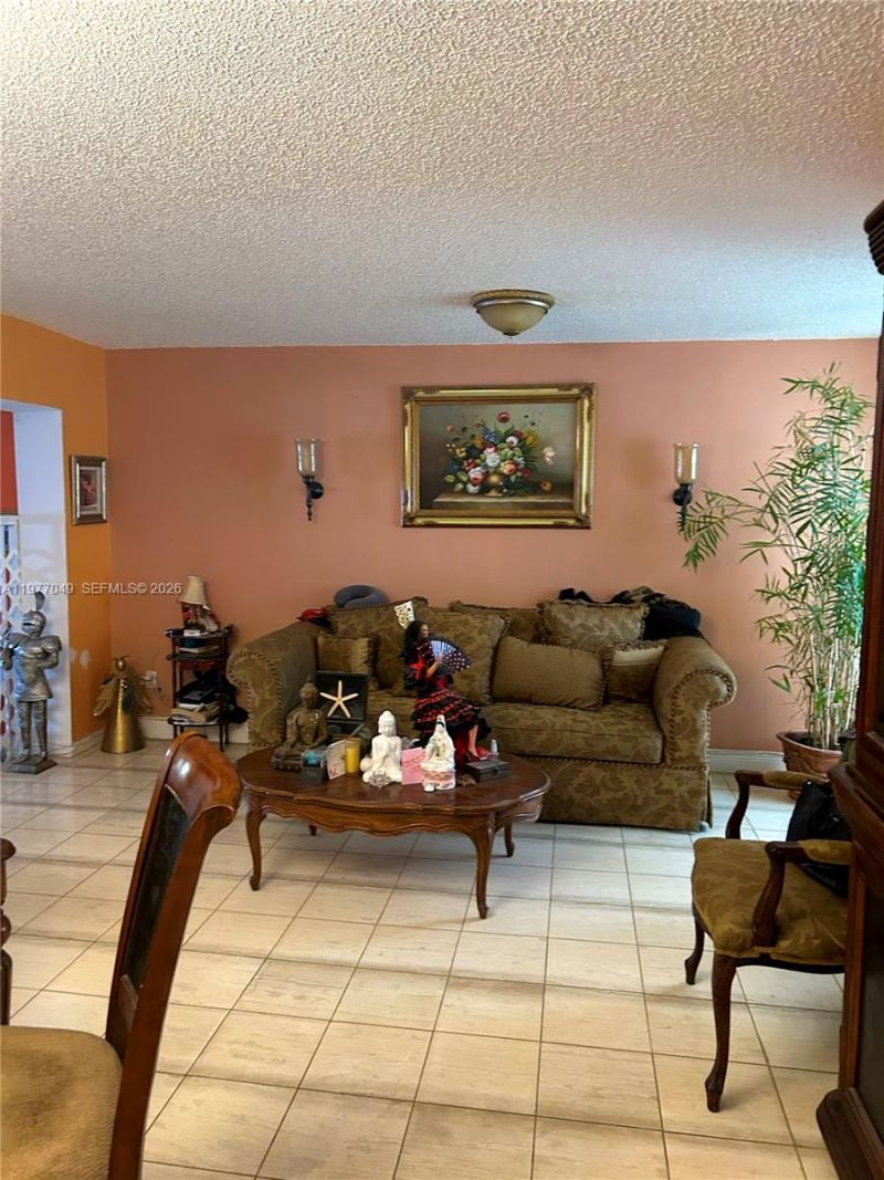 11219 SW 33 Rd Circle Pl 11219 SW 33 Rd Cir Pl, Miami, FL 33165 Photo