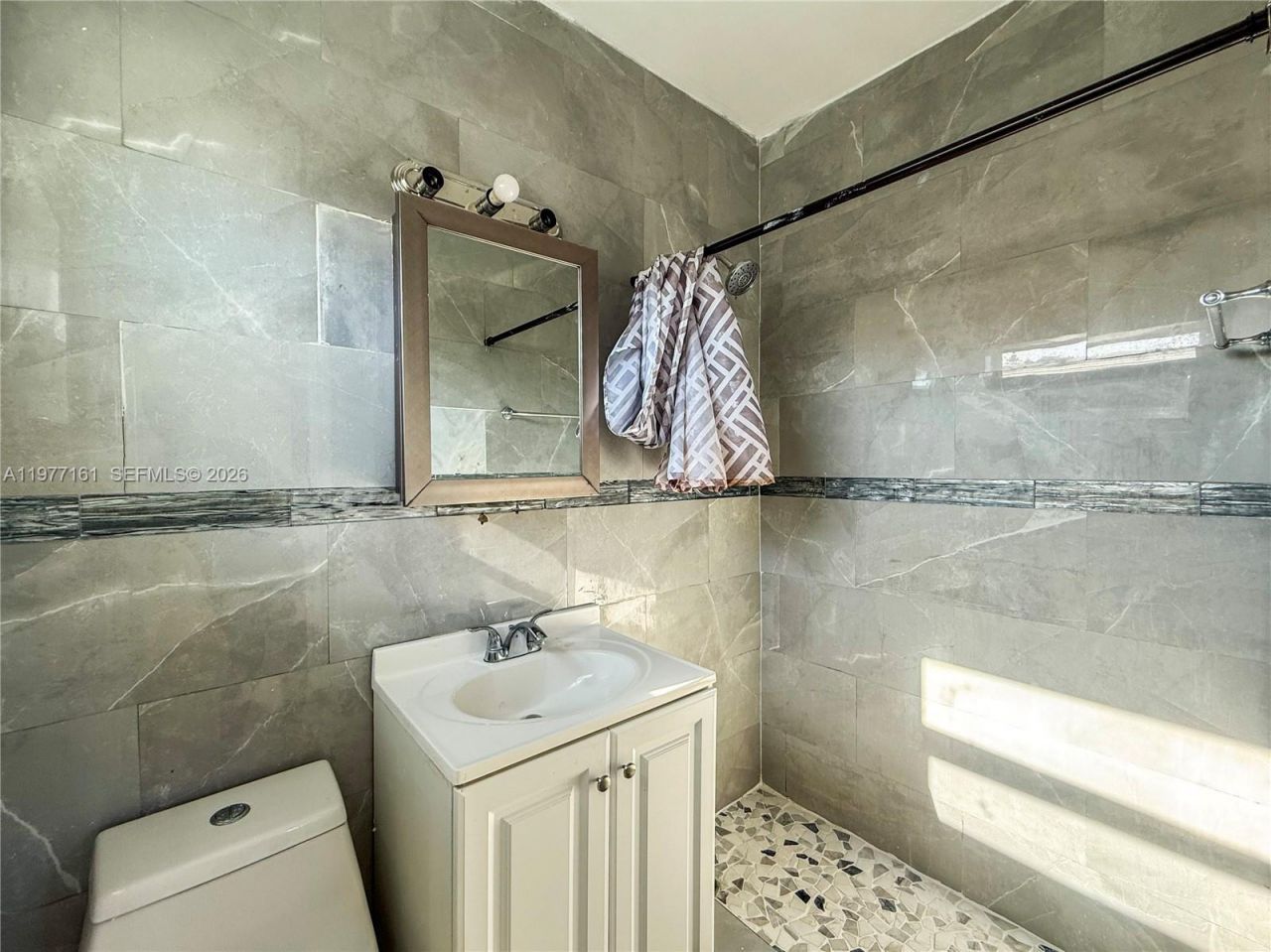 1141 NE 154th Ter , North Miami Beach, FL 33162 Photo