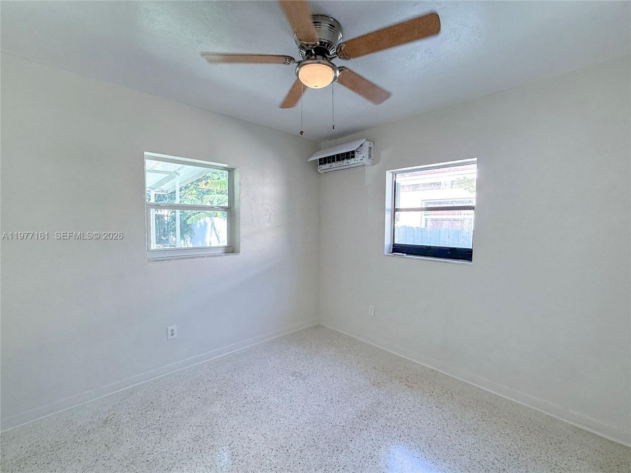 1141 NE 154th Ter , North Miami Beach, FL 33162 Photo