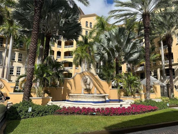 3001 NE 185th St , Unit 222, Aventura, FL 33180