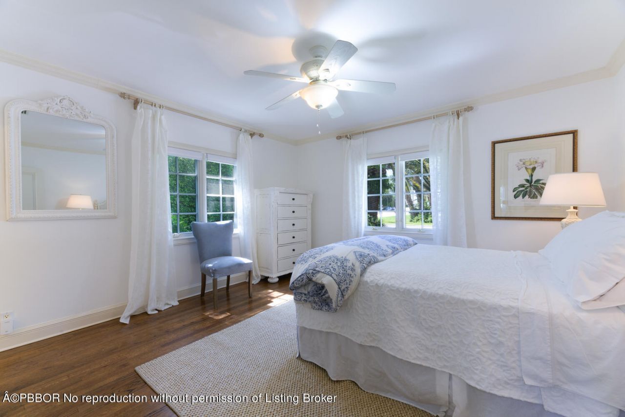 201 Pendleton Avenue, Palm Beach, FL 33480 Photo