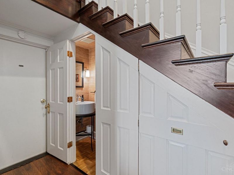 673 Windings Lane, Unit 2, Cincinnati, OH 45220 Photo 16