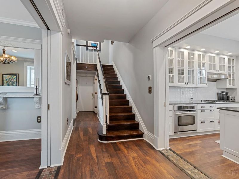 673 Windings Lane, Unit 2, Cincinnati, OH 45220 Photo 17