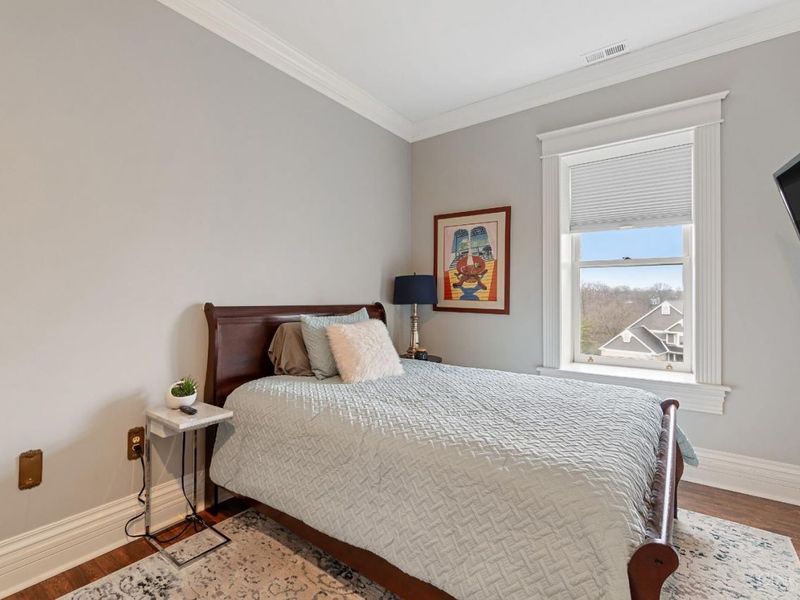 673 Windings Lane, Unit 2, Cincinnati, OH 45220 Photo 32