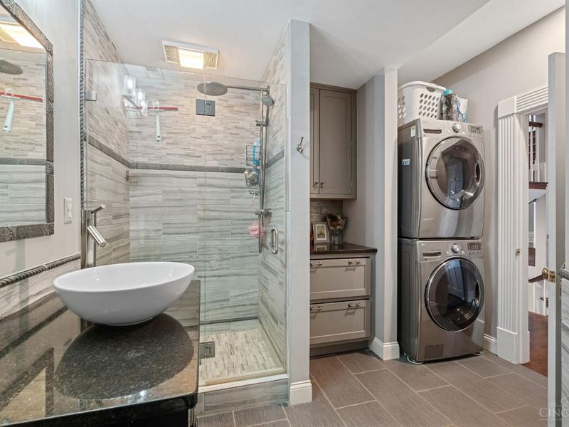 673 Windings Lane, Unit 2, Cincinnati, OH 45220 Photo 35