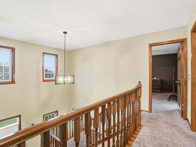 4354 Oakville Drive, Green Township, OH 45211 Photo 14