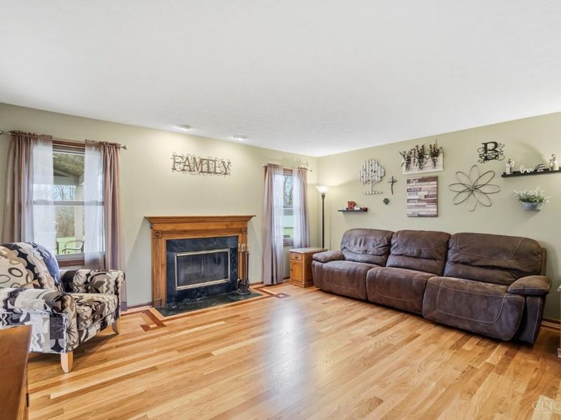 4354 Oakville Drive, Green Township, OH 45211 Photo 3