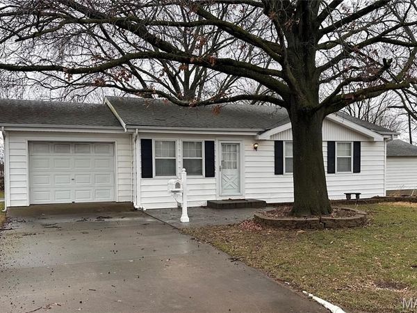 414 Short Street , Red Bud, IL 62278