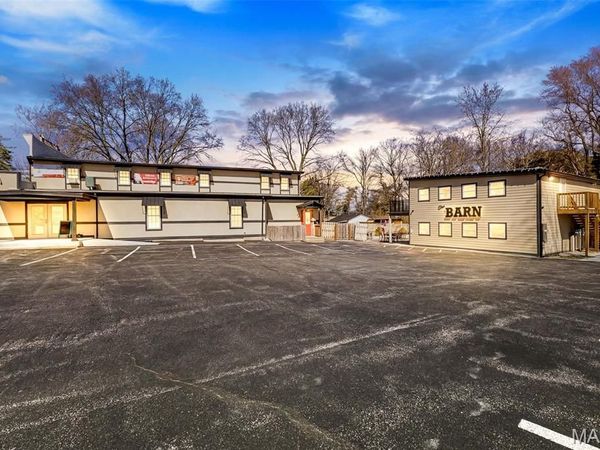 316/318 N Main Street, Columbia, IL 62236