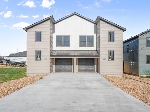 306 S Avenue P Ave, Unit A, Marble Falls, TX 78654