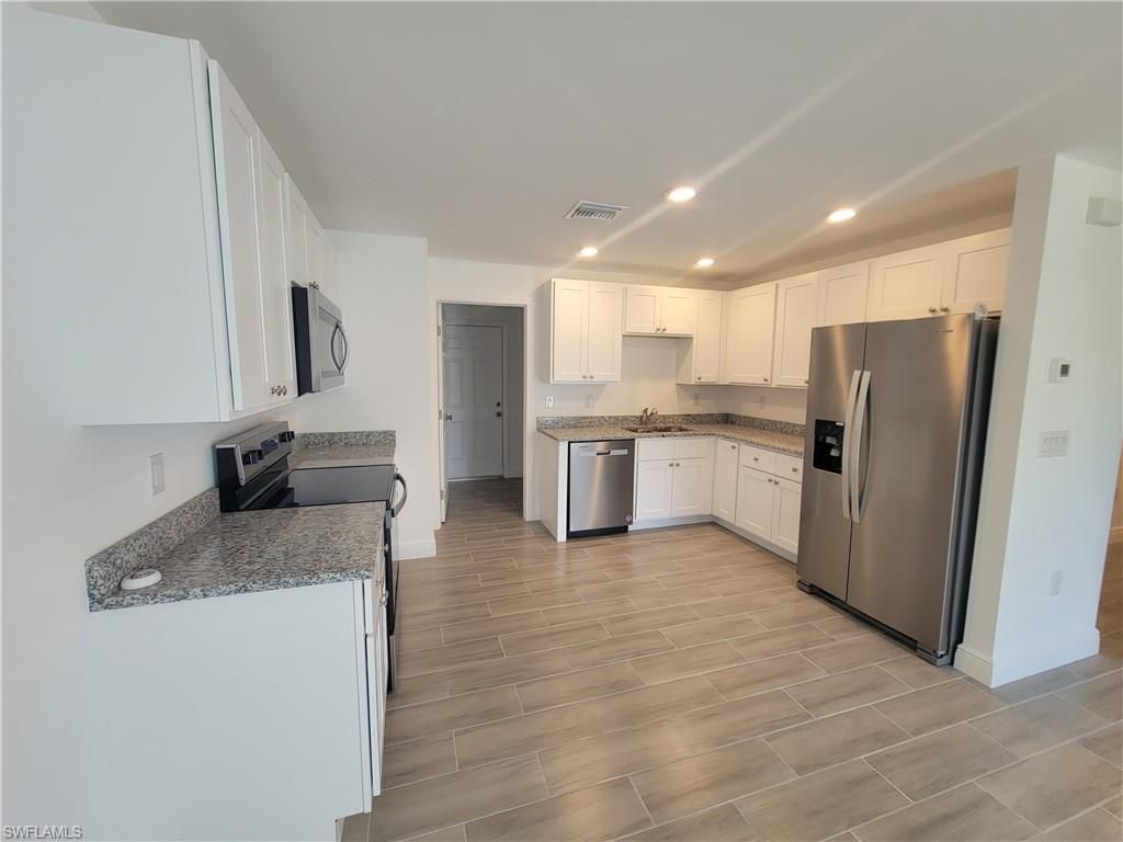 2156 Edison Ave , Fort Myers, FL 33901 Photo