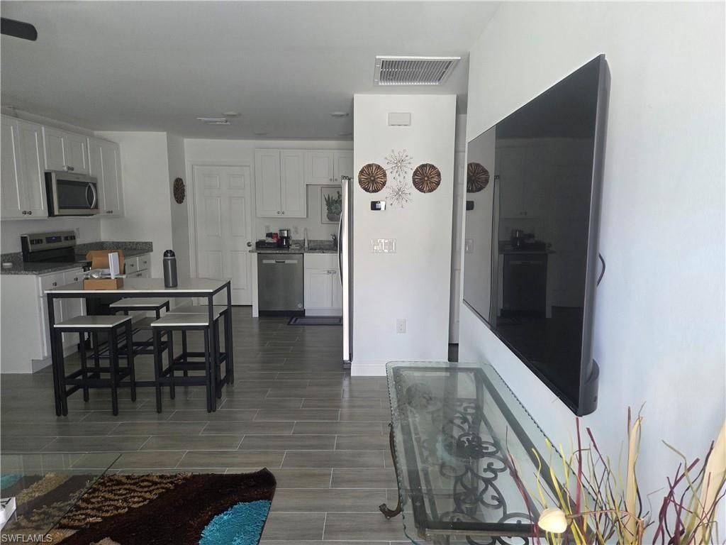 2156 Edison Ave , Fort Myers, FL 33901 Photo