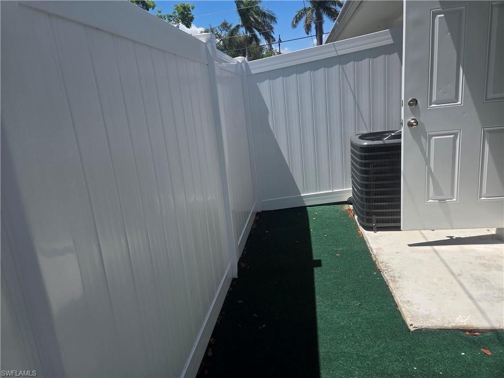 2156 Edison Ave , Fort Myers, FL 33901 Photo