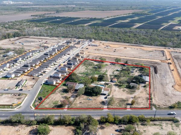 6± AC Fm 1937, San Antonio, TX 78221