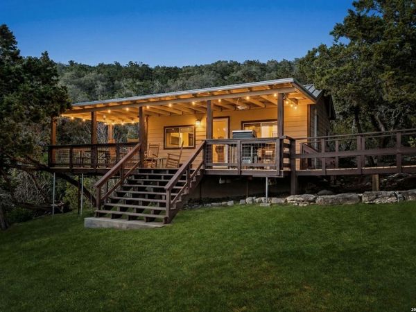 1597 Pipe Springs, Lakehills, TX 78063