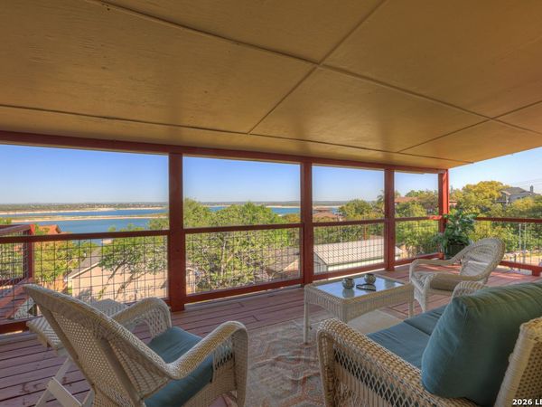 1871 Patty, Canyon Lake, TX 78133