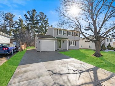 3925 Sharondale Drive, Hamburg, NY 14075