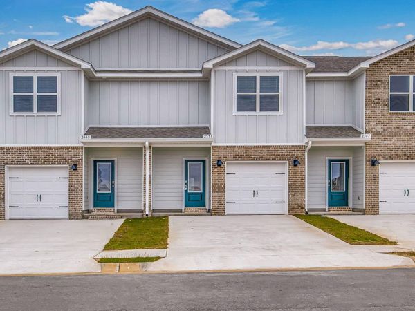 2383 Cliff Hollow Circle, Gulf Breeze, FL 32563