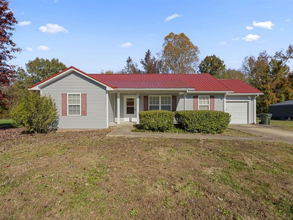200 Race Street , Smiths Grove, KY 42171