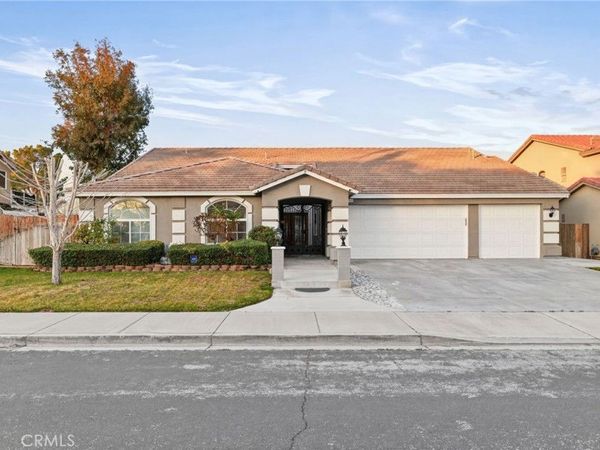 14780 Butterfly Court , Victorville, CA 92394
