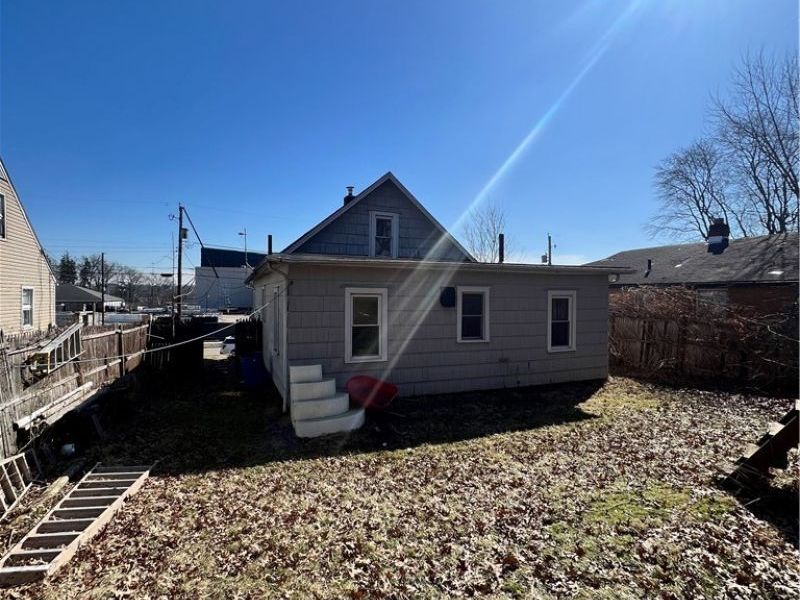 2413 Clearview Avenue NW, Canton, OH 44708 Photo 4