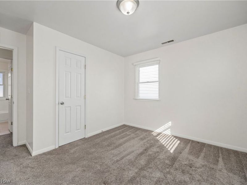 171 S Logan Street, Elyria, OH 44035 Photo 17