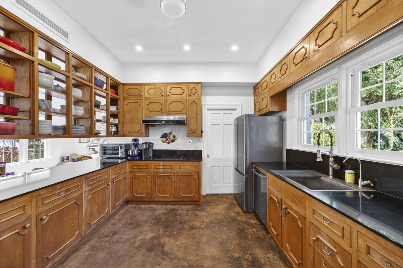 4945 16th Street, Vero Beach, FL 32966 Photo