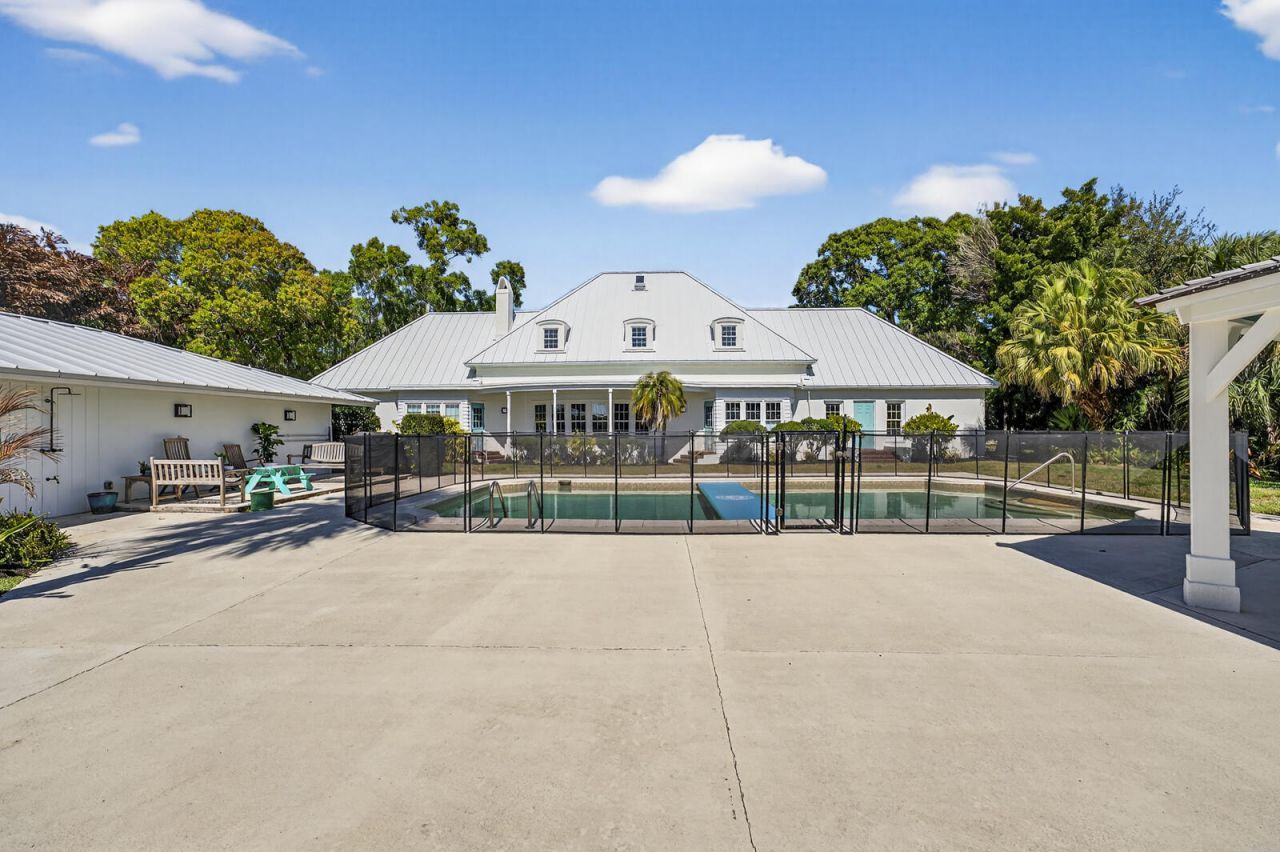 4945 16th Street, Vero Beach, FL 32966 Photo