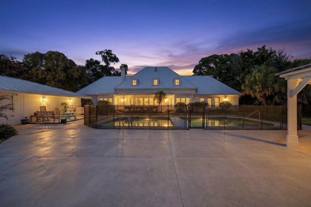 4945 16th Street, Vero Beach, FL 32966 Photo