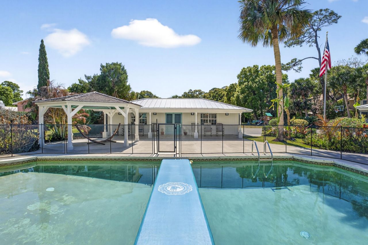 4945 16th Street, Vero Beach, FL 32966 Photo