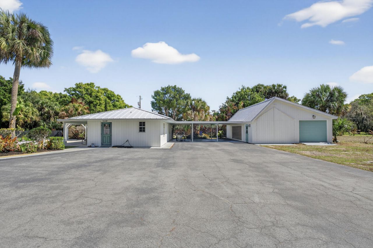 4945 16th Street, Vero Beach, FL 32966 Photo