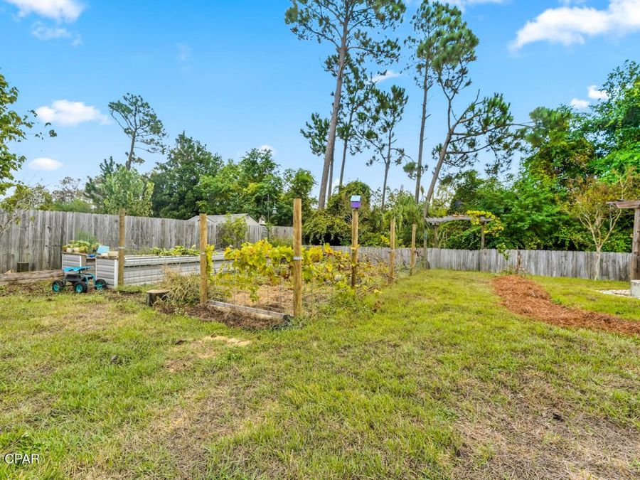 Property Image 100